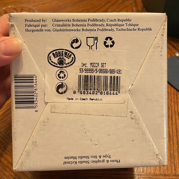 Vintage Bohemia Crystal Lead Crystal Over 24% PbO 2 Cups with 2 Saucers - Picture 13 of 15